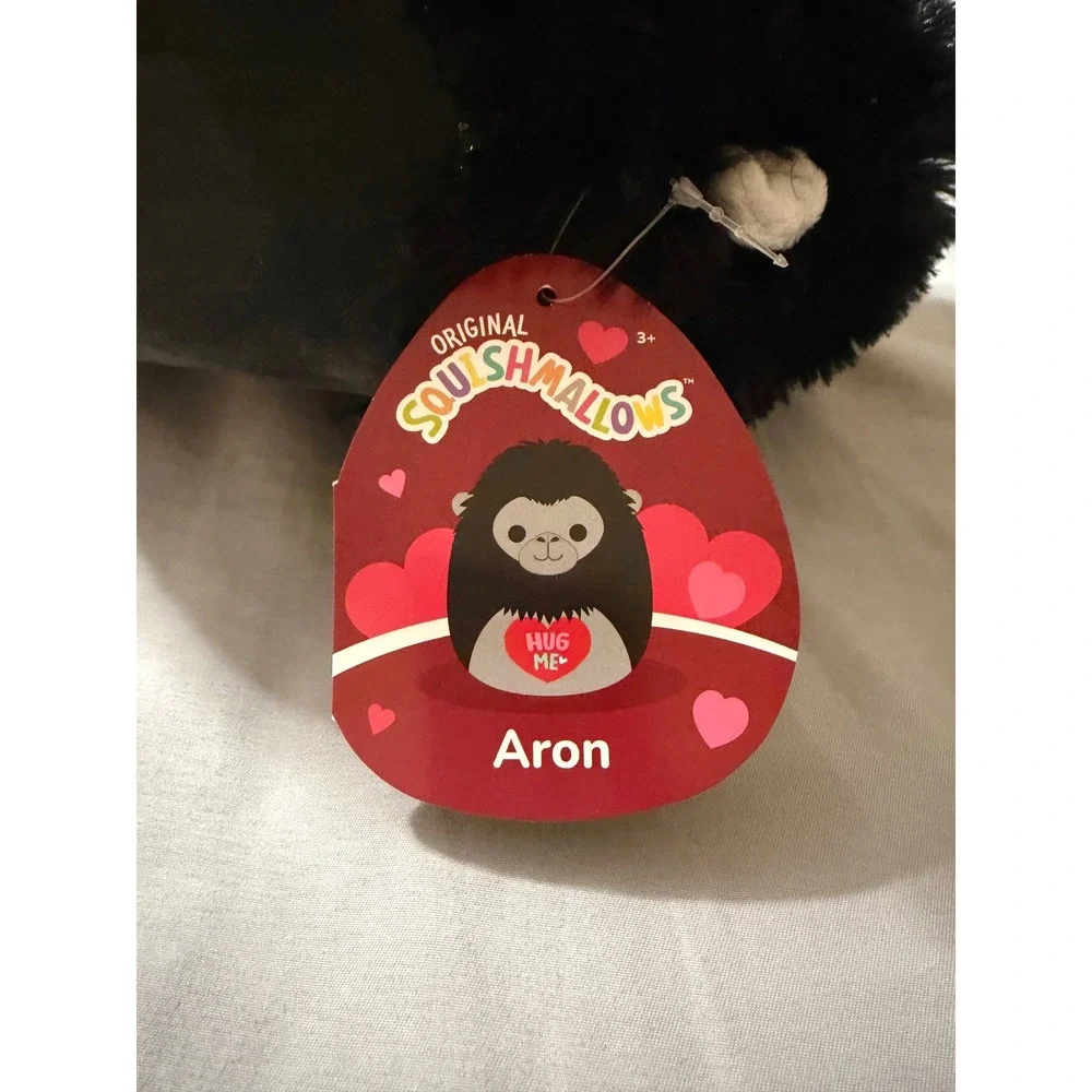 Squishmallows Aron Gorilla Hug Me Valentine Plush Kellytoy Black White NWT